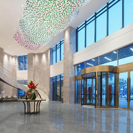 Park Inn By Radisson Nanchong Yilong Star City Plaza Eksteriør billede