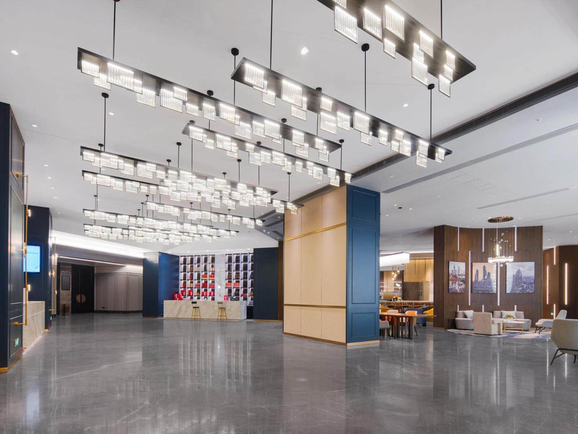 Park Inn By Radisson Nanchong Yilong Star City Plaza Eksteriør billede