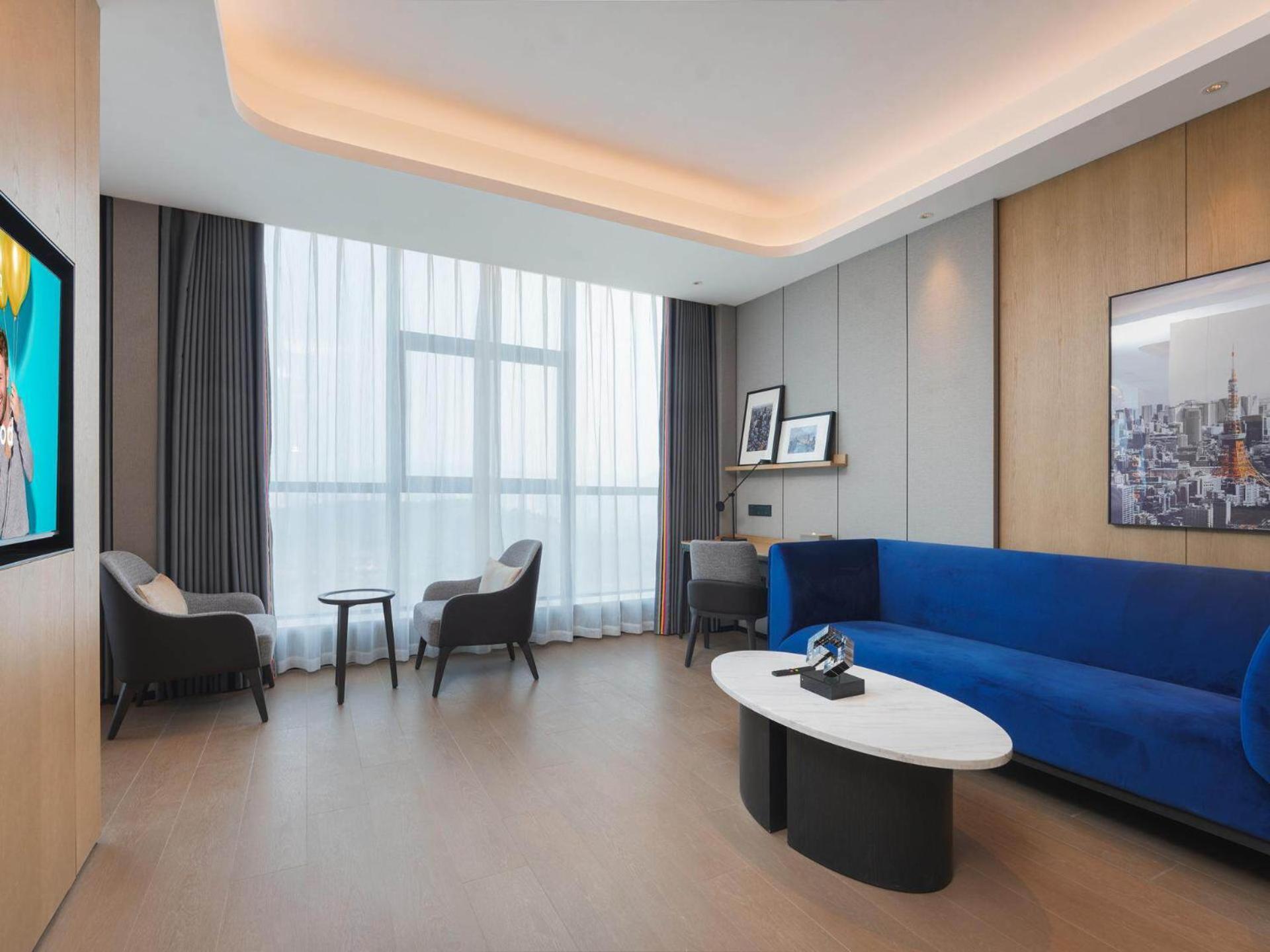 Park Inn By Radisson Nanchong Yilong Star City Plaza Eksteriør billede